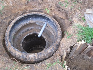 Выгребная яма из покрышек