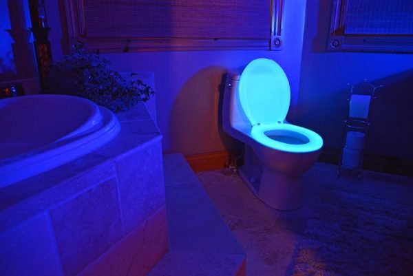 интересные крышки для унитаза