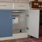 Как установить посудомоечную машину под раковину